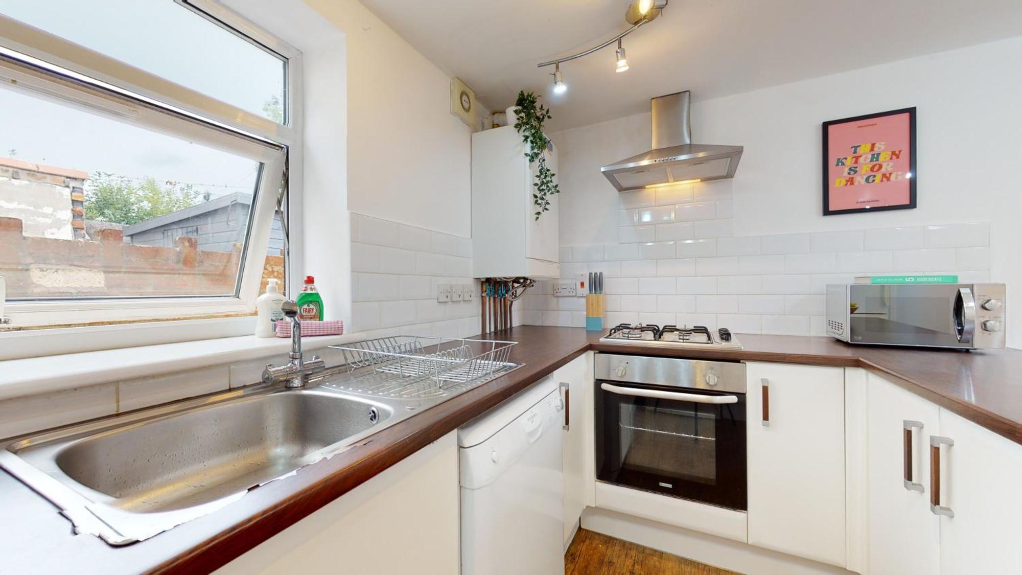 Cosy Cardiff Apartment And Patio Dış mekan fotoğraf