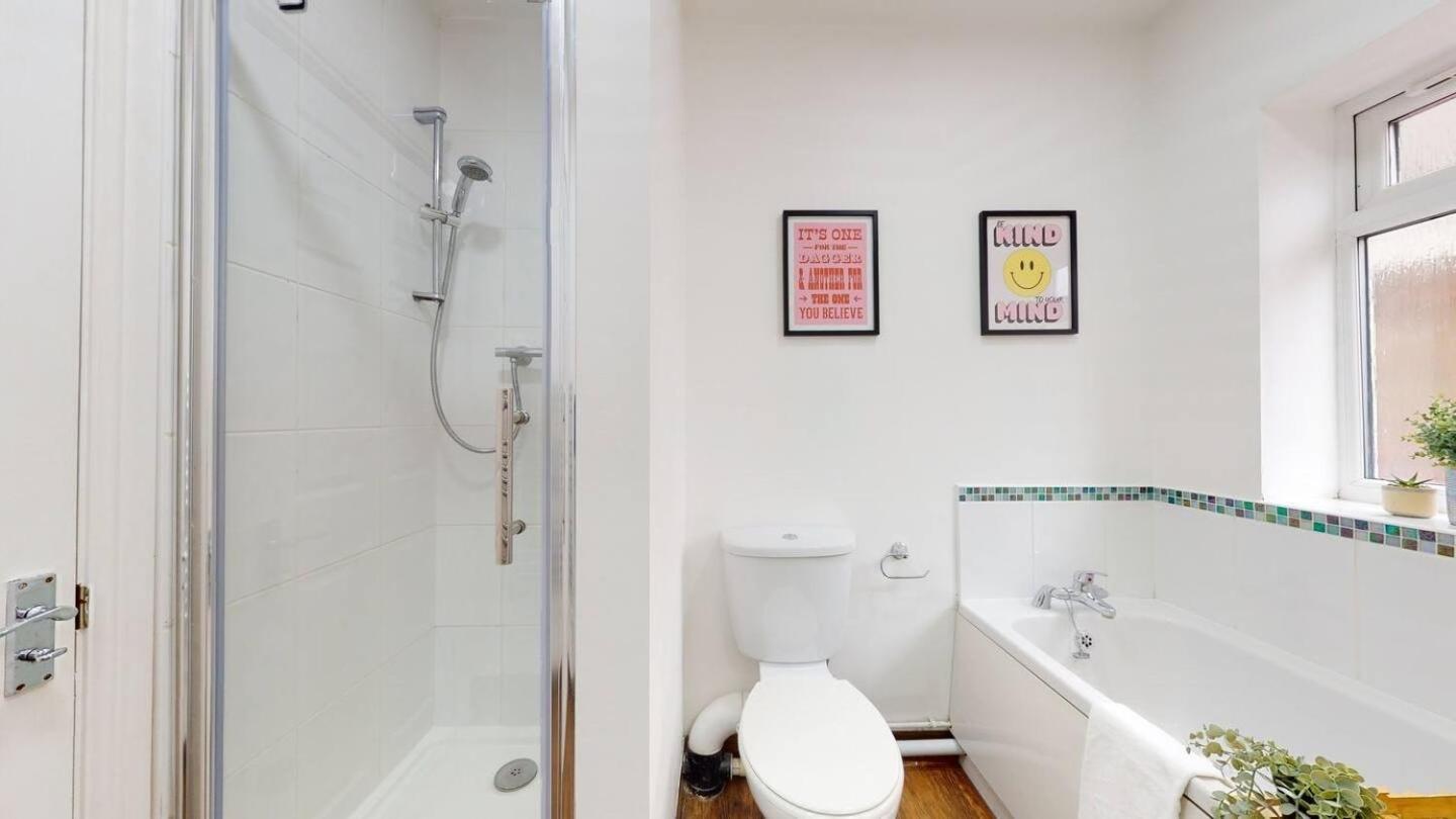 Cosy Cardiff Apartment And Patio Dış mekan fotoğraf
