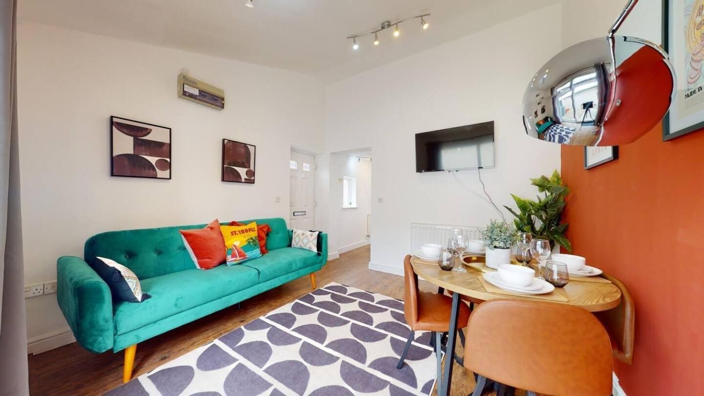 Cosy Cardiff Apartment And Patio Dış mekan fotoğraf